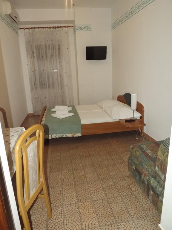 Guest House Marica - Sobe, Zimmer, Rooms Crikvenica Exterior foto